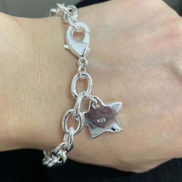 Sterling Silver Star Charm Cable Chain Bracelet - Picture 3 of 4